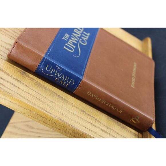 The Upward Call by David Jeremiah Daily Devotions 2015 Leather Bound Gilded Book - Picture 2 of 7
